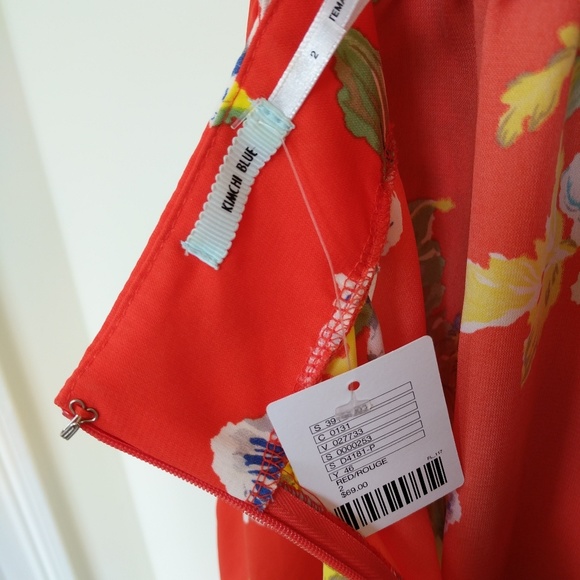 🌟 Kimchi Blue Floral Romper NWT Urban Outfitters - Picture 6 of 7